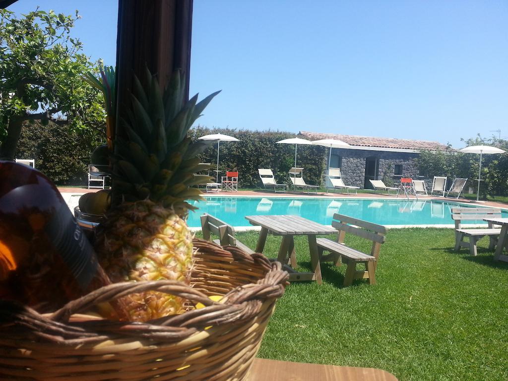 Agriturismo Galea Riposto ภายนอก รูปภาพ
