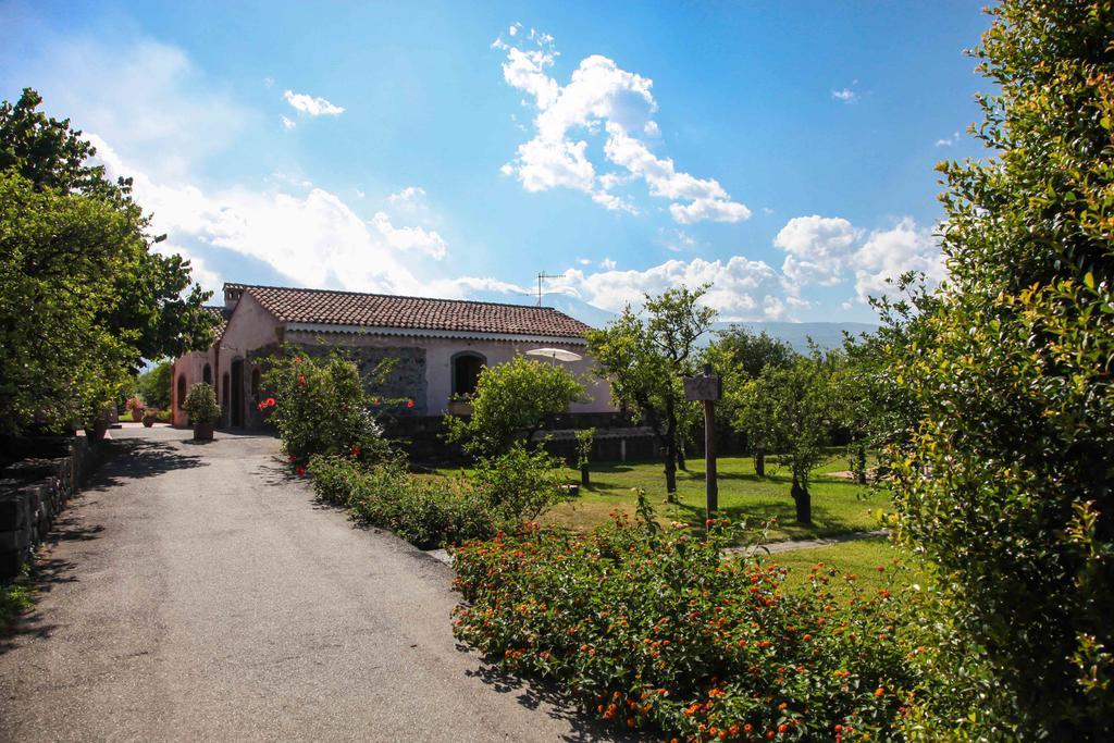 Agriturismo Galea Riposto ภายนอก รูปภาพ